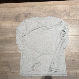 Alo Conquer Reform Crewneck Long Sleeve (Grey Size Small)